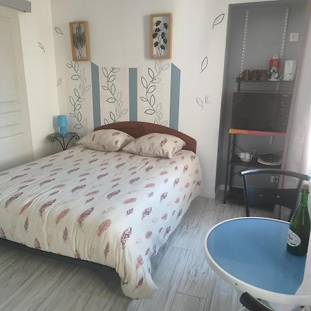 Chambre Pour 2 Personnes A Formigny Rdc 외부 사진